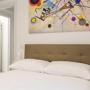 Camera con letto king size